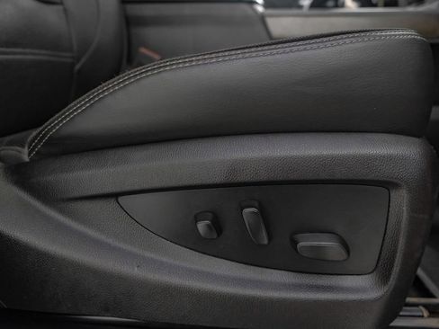 Used 2018 GMC Sierra 3500 Denali w/ Duramax Plus Package image 32