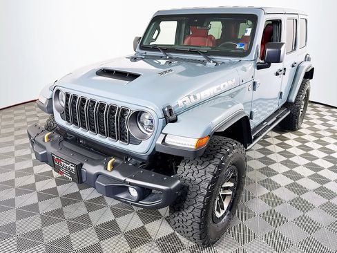 Used 2024 Jeep Wrangler Unlimited Rubicon 392 AWD/4WD image 3