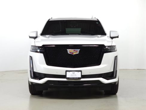Used 2022 Cadillac Escalade ESV Sport AWD/4WD image 10