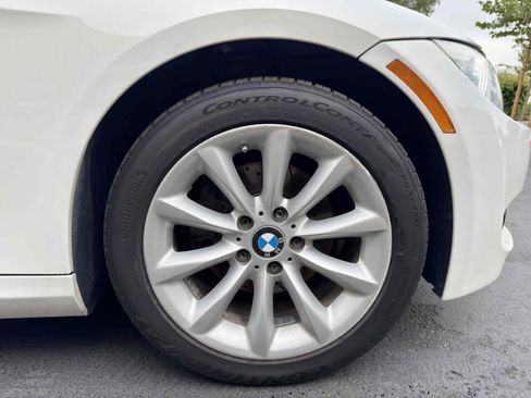 Used 2011 BMW 328i xDrive Coupe image 21