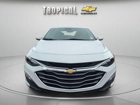Used 2025 Chevrolet Malibu LT image 8