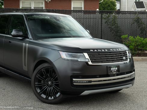 Used 2023 Land Rover Range Rover SE AWD/4WD image 25