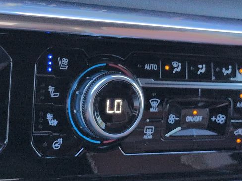 Used 2025 GMC Sierra 1500 Denali Ultimate image 21