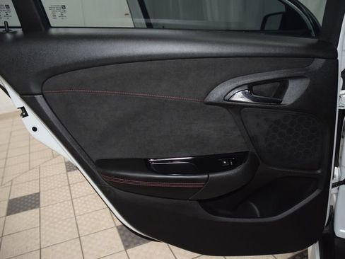 Used 2017 Chevrolet SS RWD image 46