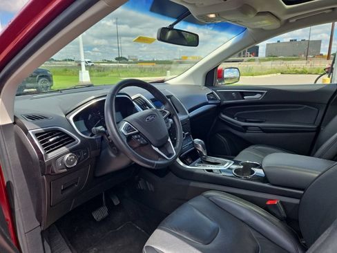 Used 2017 Ford Edge Titanium w/ Equipment Group 301A AWD/4WD image 11