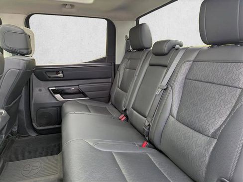 Used 2024 Toyota Tundra Limited image 18