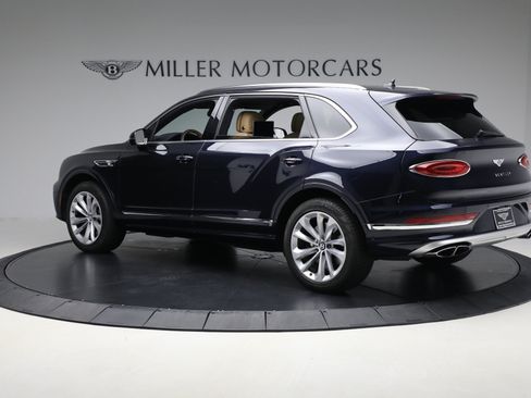 Used 2024 Bentley Bentayga Extended Wheelbase AWD/4WD image 3