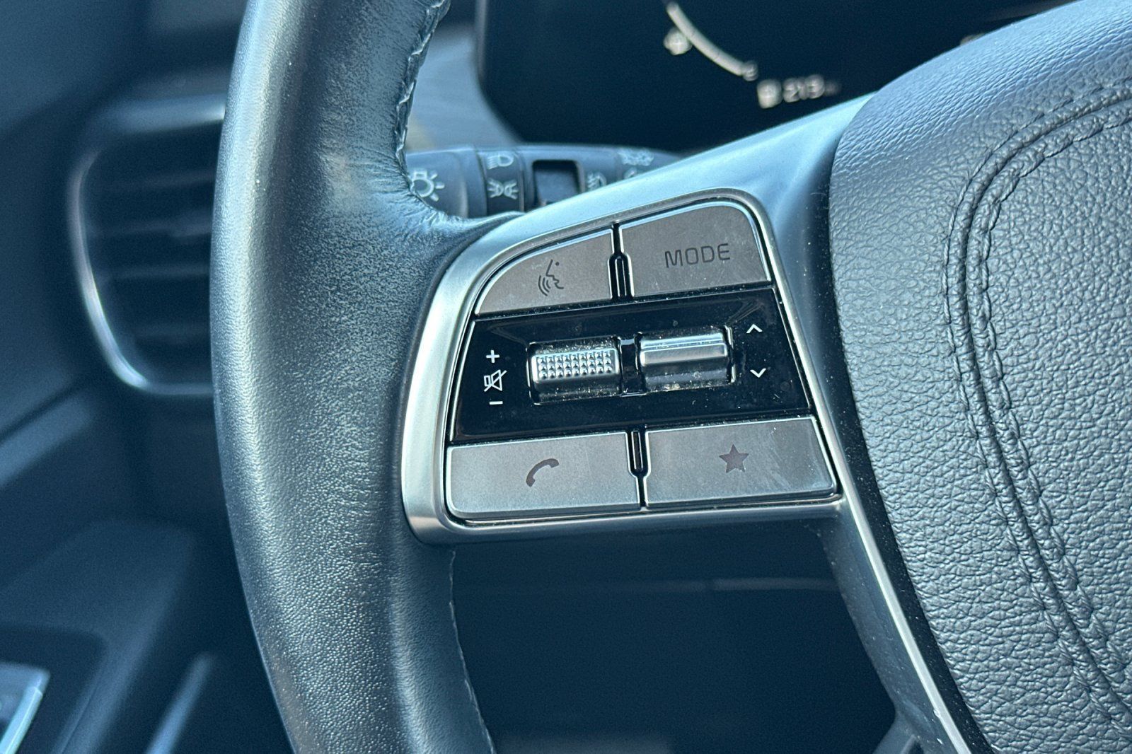 Used 2023 Kia Telluride SX X-Pro AWD/4WD image 36