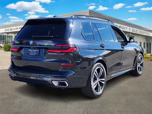 Used 2023 BMW X7 xDrive40i w/ Executive Package image 7