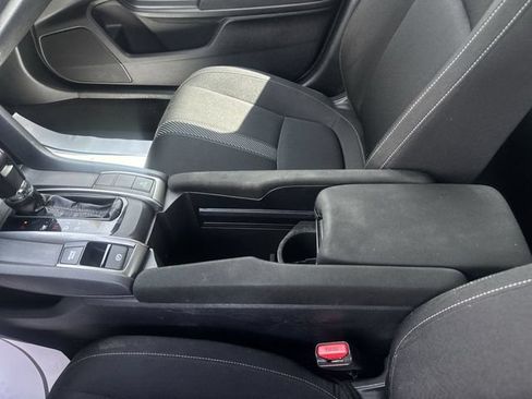 Used 2018 Honda Civic Sport image 22