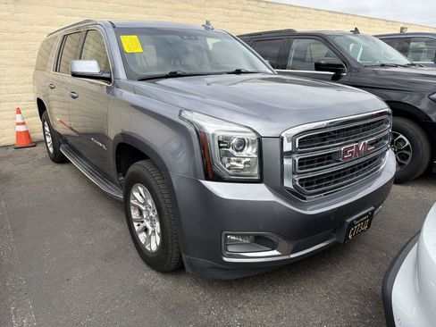 Used 2019 GMC Yukon XL SLT AWD/4WD image 1
