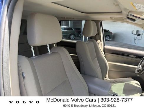 Used 2012 Jeep Grand Cherokee Laredo w/ Laredo E Group AWD/4WD image 11