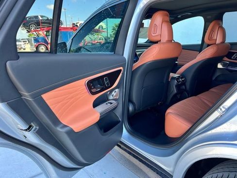 New 2026 Mercedes-Benz GLC 300 4MATIC image 17