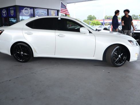 Used 2008 Lexus IS 250 RWD image 6