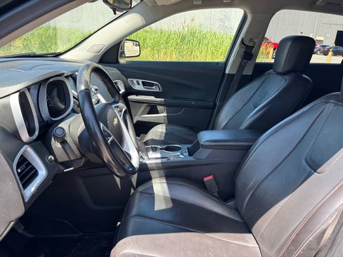 Used 2017 Chevrolet Equinox LT w/ Midnight Edition FWD image 8