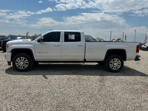Used 2018 GMC Sierra 3500 Denali w/ Duramax Plus Package AWD/4WD image 6