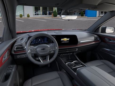 New 2026 Chevrolet Traverse Z71 w/ Driver Confidence Package image 15