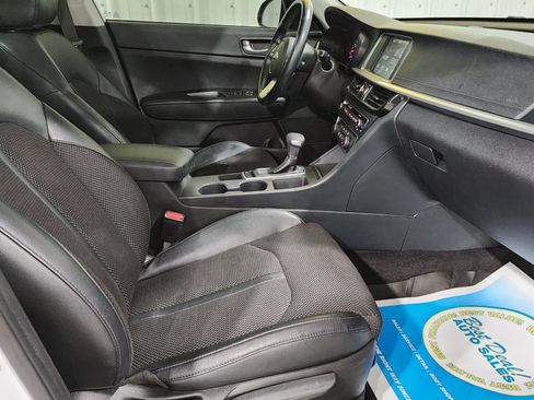 Used 2020 Kia Optima S w/ S Panoramic Sunroof Package image 23