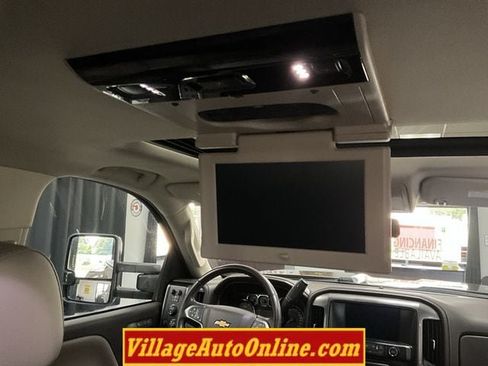 Used 2015 Chevrolet Silverado 3500 LTZ w/ Duramax Plus Package AWD/4WD image 39