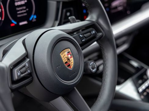 Certified 2026 Porsche Cayenne Coupe AWD/4WD image 39