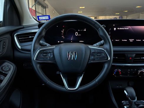 Used 2025 Buick Encore GX Preferred FWD image 31