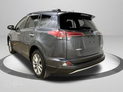 Used 2018 Toyota RAV4 Limited AWD/4WD image 8