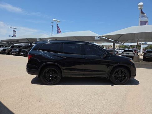 Used 2021 Honda Pilot Black Edition image 9