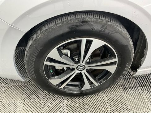 Used 2022 Nissan Sentra SV image 27