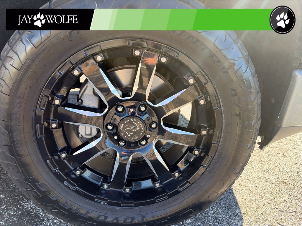 Used 2020 GMC Sierra 1500 AT4 w/ AT4 Premium Package AWD/4WD image 4
