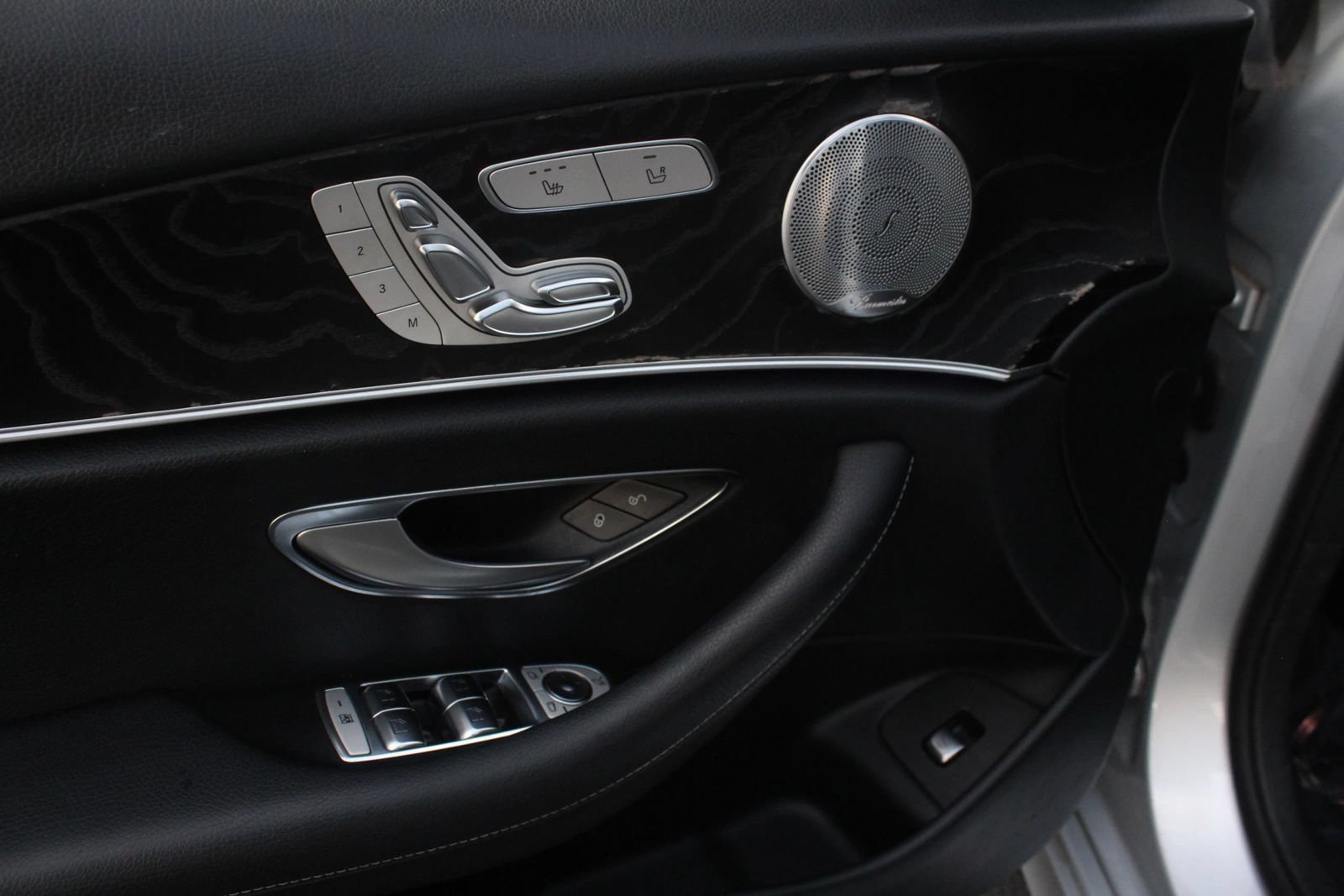 Used 2017 Mercedes-Benz E 300 4MATIC image 16