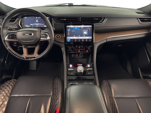 Used 2023 Jeep Grand Cherokee Summit image 19