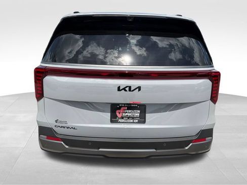 New 2026 Kia Carnival SX Prestige FWD image 6