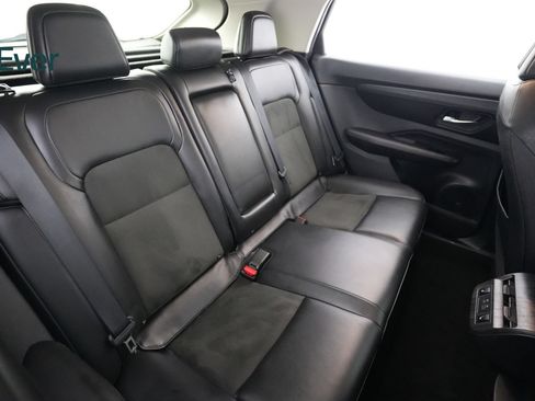Used 2024 Nissan Ariya AWD image 5