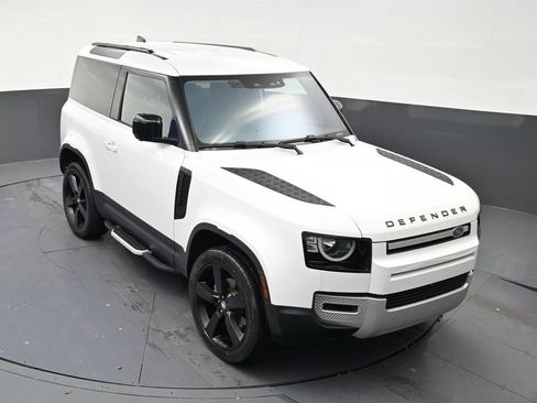 Used 2022 Land Rover Defender 90 AWD/4WD image 18