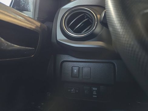 Used 2021 Toyota Tacoma TRD Off-Road AWD/4WD image 26