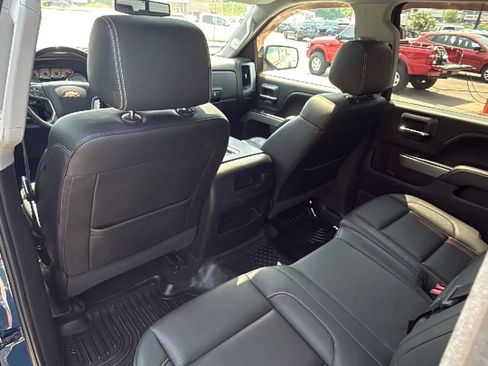 Used 2017 Chevrolet Silverado 1500 LTZ Z71 AWD/4WD image 33