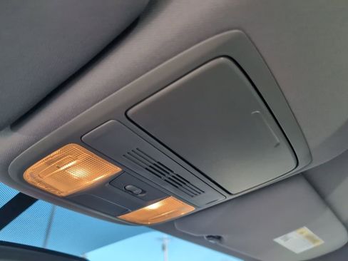 Used 2017 Honda CR-V LX image 27