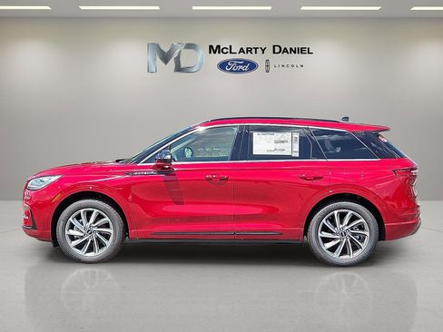 New 2025 Lincoln Corsair Grand Touring image 3