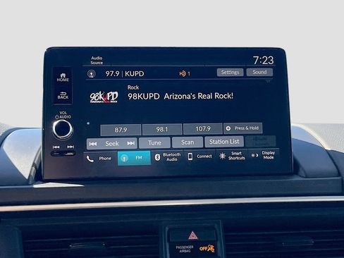 Used 2025 Honda Pilot EX-L image 14