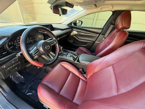 Used 2023 MAZDA MAZDA3 s FWD image 12