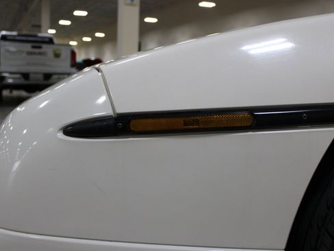 Used 1988 Pontiac Fiero GT image 30