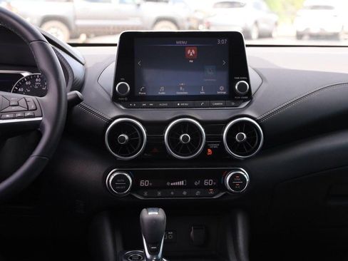 Used 2020 Nissan Sentra SV FWD image 24