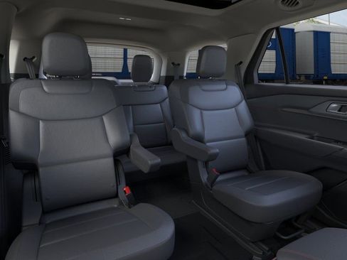 New 2026 Ford Explorer Active AWD/4WD image 11