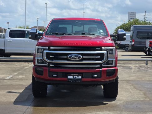 Used 2022 Ford F250 Platinum w/ FX4 Off-Road Package AWD/4WD image 11