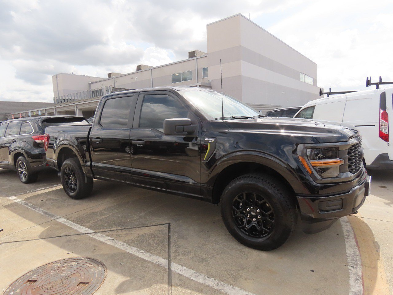 Used 2025 Ford F150 STX AWD/4WD image 7