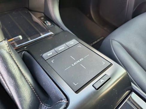 Used 2023 Lexus GX 460 Premium image 23