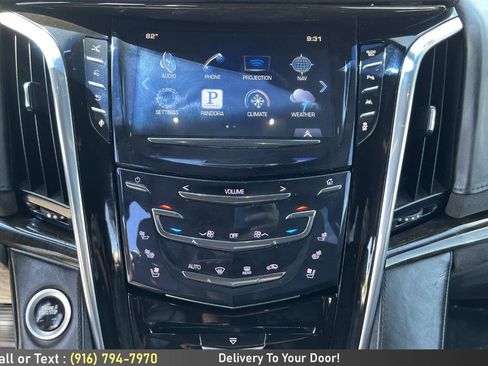 Used 2016 Cadillac Escalade Platinum AWD/4WD image 18