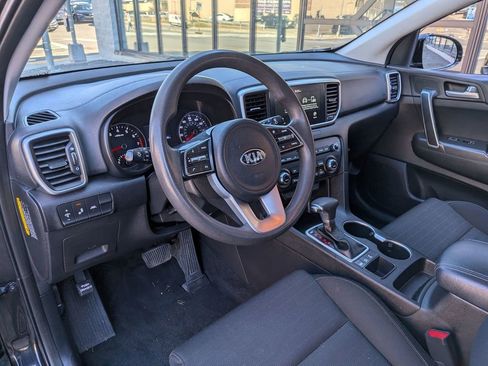 Used 2020 Kia Sportage LX w/ LX Popular Package image 12