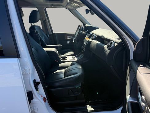 Used 2016 Land Rover LR4 HSE image 27