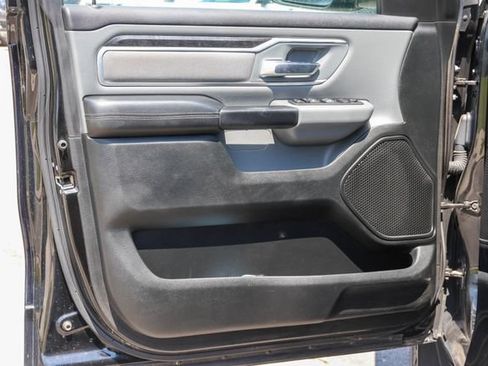 Used 2020 RAM 1500 Big Horn AWD/4WD image 11
